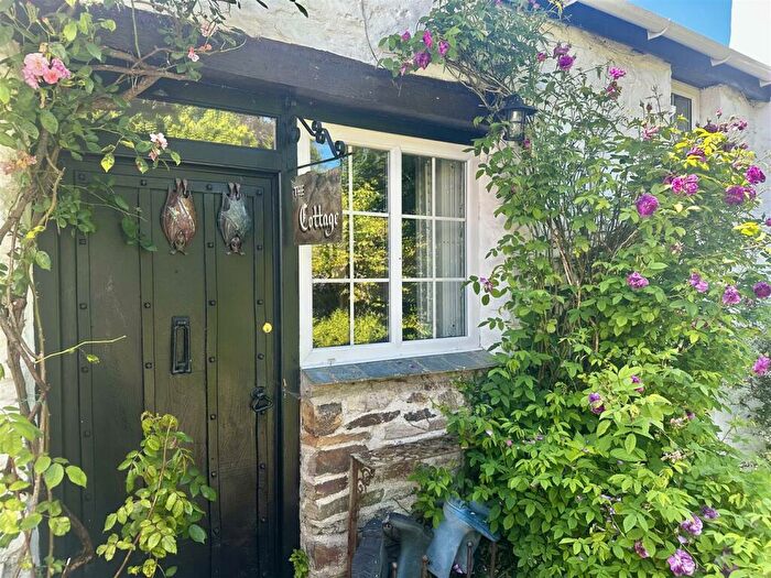 4 Bedroom Cottage For Sale In Marwood, Barnstaple, EX31