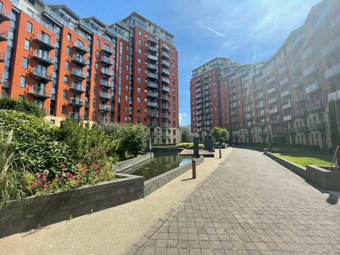 2 Bedroom Apartment To Rent In City Island, LS12