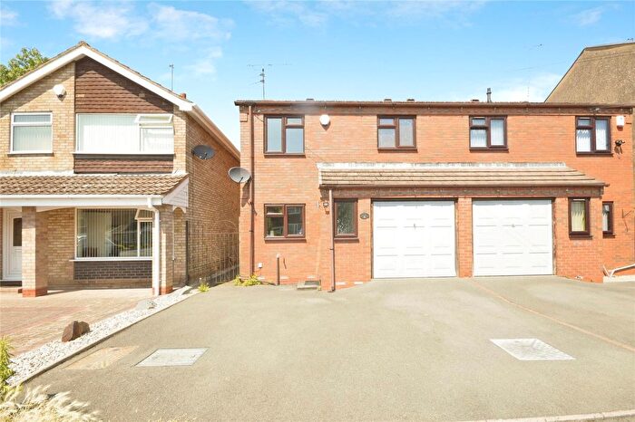 3 Bedroom Semi Detached House For Sale In Cranmore Road, Wolverhampton, West Midlands, WV3