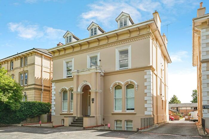 1 Bedroom Flat For Sale In Pittville Circus Road, Cheltenham, Gloucestershire, GL52