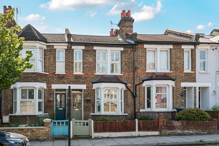 3 Bedroom House For Sale In Pascoe Road, Lewisham, London, SE13