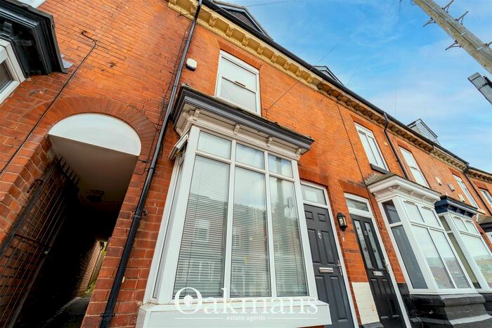 5 Bedroom Property To Rent In North Road, Selly Oak, B29