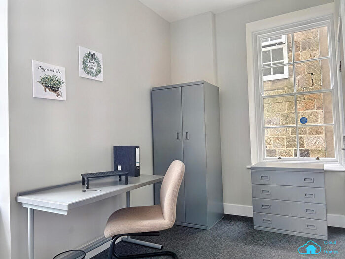 1 Bedroom Private Halls To Rent In Fenham Hall Drive, Newcastle Upon Tyne, NE4