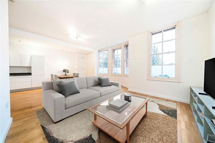 3 Bedroom Flat For Sale In Aylward Street, Shadwell, E1