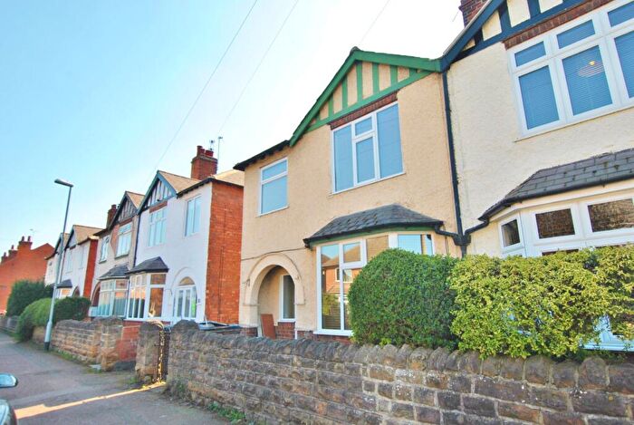 3 Bedroom Semi-Detached House To Rent In Clumber Road, West Bridgford, Nottingham, Nottinghamshire, NG2