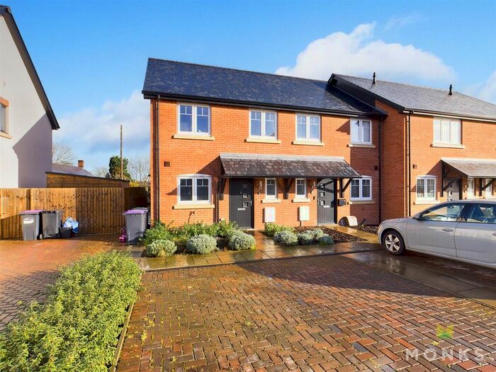 3 Bedroom End Of Terrace House For Sale In Cygnet Close, Whittington, Oswestry, SY11