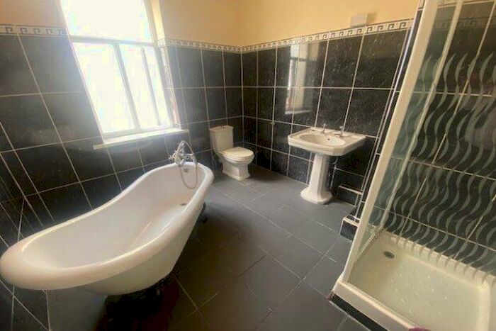 1 Bedroom Flat To Rent In Station Road, Blackpool, FY4