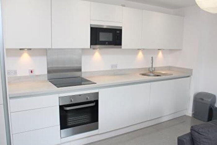 2 Bedroom Apartment To Rent In Douglas House, Propsect Place, Rd Floor, CF11