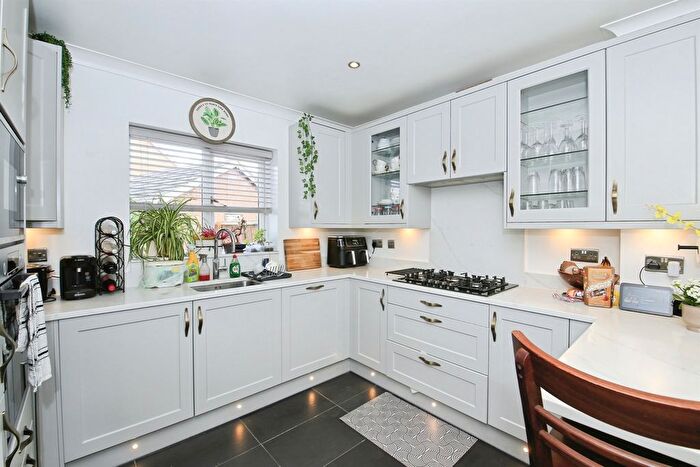 4 Bedroom Detached House For Sale In Eagle Way, Hampton Vale, Peterborough, PE7