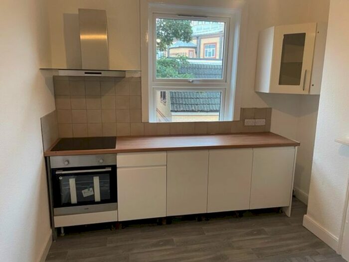 1 Bedroom Flat To Rent In St. Marys Road, Southampton, SO14