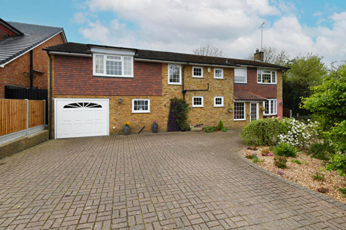 5 Bedroom Detached House For Sale In Ashburnham Gardens, Upminster, Essex, RM14