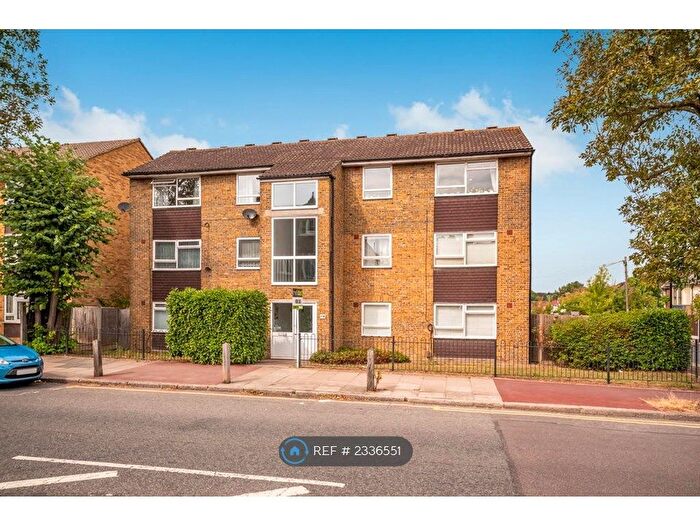 1 Bedroom Flat To Rent In Southwood Road, New Eltham, SE9