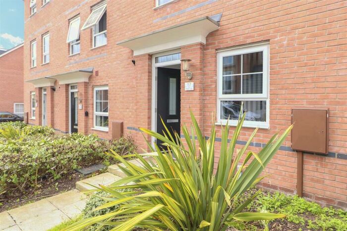 1 Bedroom Terraced House To Rent In The Moorings, City Centre, Coventry, CV1