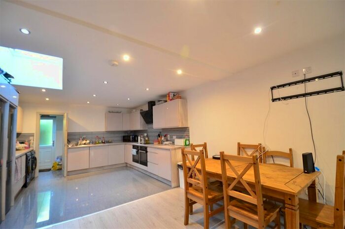 7 Bedroom Terraced House To Rent In Heeley Road, Selly Oak, Birmingham, B29