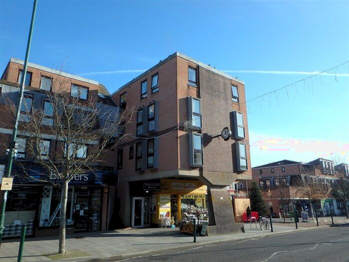 1 Bedroom Flat To Rent In Homemill House, Station Road, New Milton, BH25