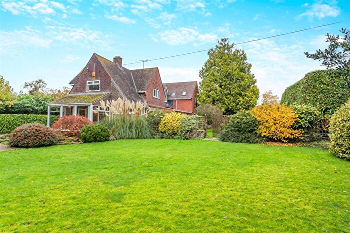 4 Bedroom Detached House For Sale In Newent Road, Highnam, Gloucester, GL2