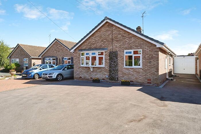 2 Bedroom Detached House For Sale In Columbia Drive, Worcester, Worcestershire, WR2