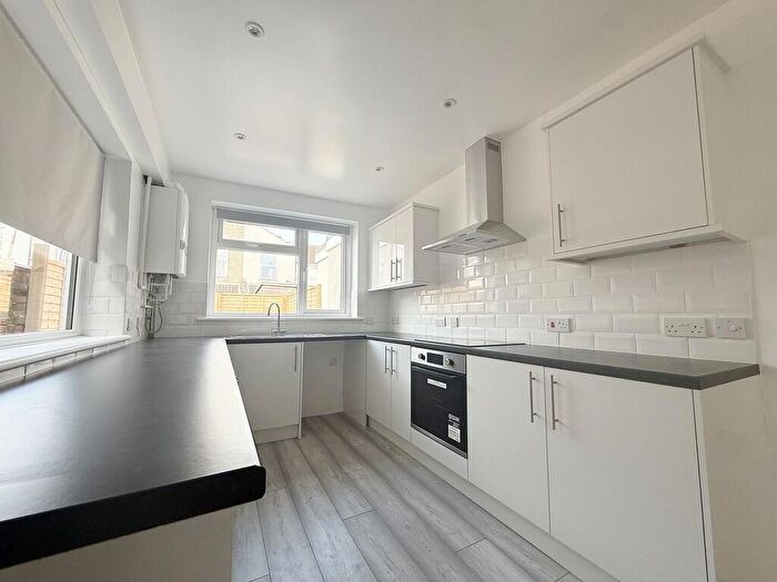 3 Bedroom Terraced House To Rent In Moorland Road, Fratton, PO1