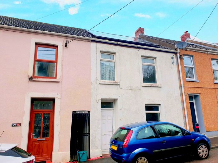 3 Bedroom House To Rent In Goppa Road, Pontarddulais, Swansea, SA4