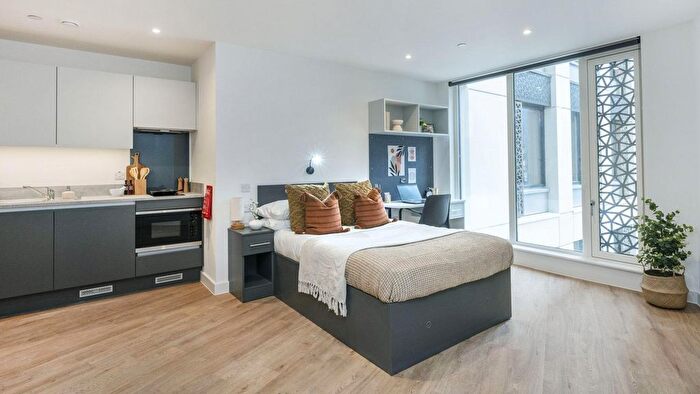 Studio To Rent In St James Boulevard, Newcastle Upon Tyne, NE4