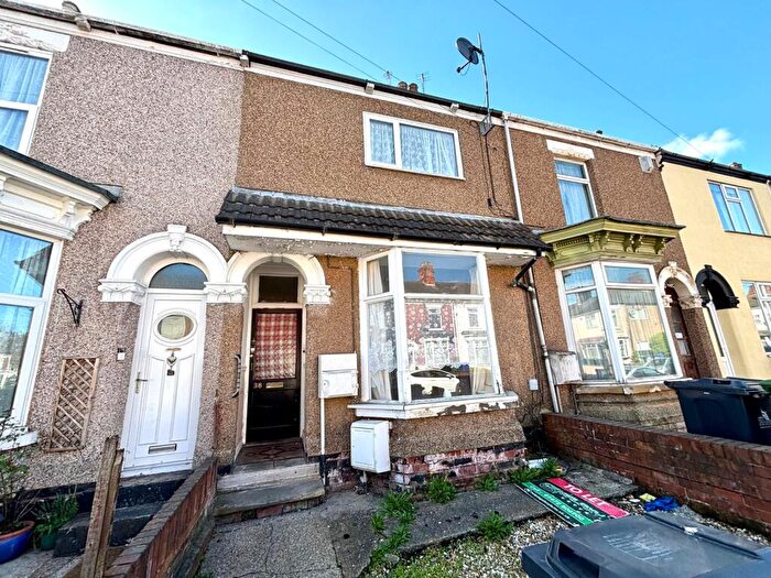 1 Bedroom Flat For Sale In Hare Street, Grimsby, Lincolnshire, DN32