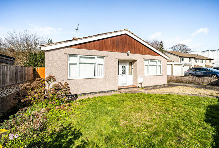 2 Bedroom Bungalow For Sale In Small Lane, Bristol, Somerset, BS16