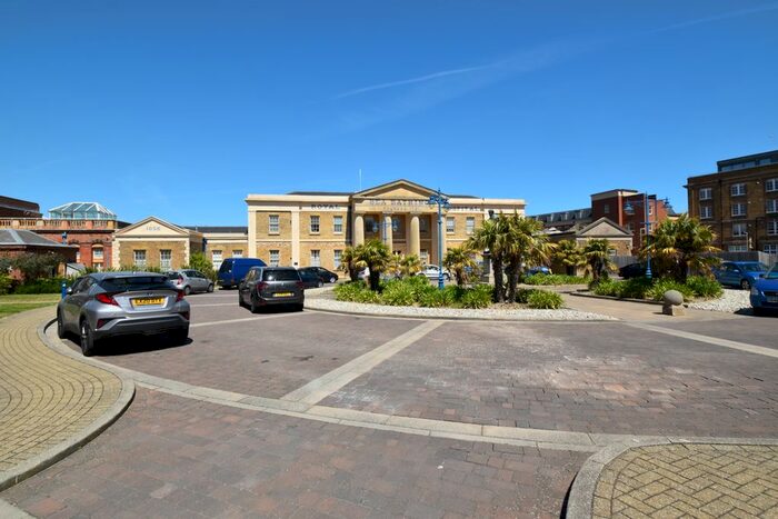 2 Bedroom Flat To Rent In Canterbury Road, Margate, CT9