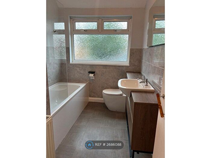 1 Bedroom Flat To Rent In Bridge Street, Coton, Nuneaton, CV11