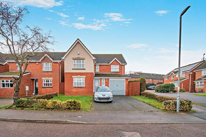 4 Bedroom Detached House For Sale In Cornfield Way, NN15