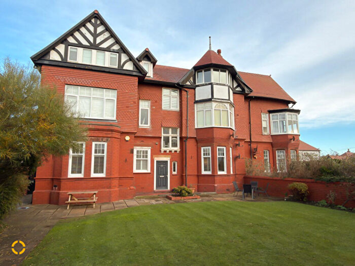 3 Bedroom Apartment For Sale In Clifton Drive South, Lytham St. Annes, FY8