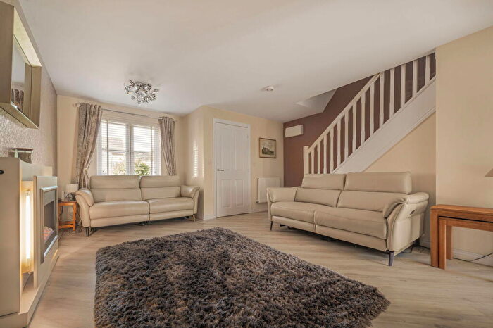 3 Bedroom End Of Terrace House For Sale In Waun Draw, Caerphilly, CF83