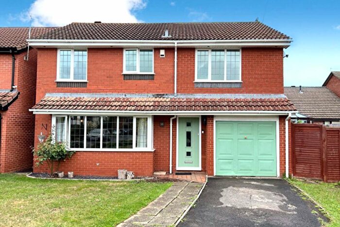 4 Bedroom Detached House To Rent In Blenheim Way, Portishead, Bristol, Somerset, BS20