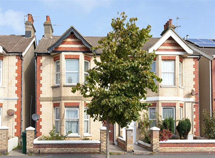 2 Bedroom Flat To Rent In Portland Road, Hove, BN3