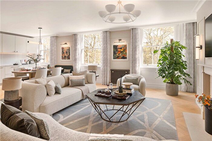2 Bedroom Flat For Sale In Bryanston Square, London, W1H