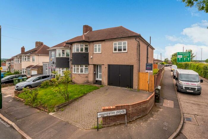 5 Bedroom Semi-Detached House To Rent In Rochester Close, Sidcup, DA15