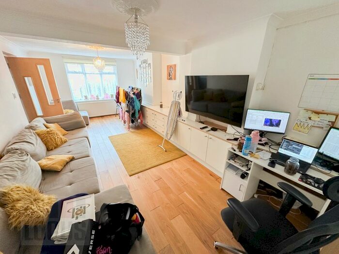 2 Bedroom Terraced House To Rent In Elenor Road, Waltham Abbey, EN8