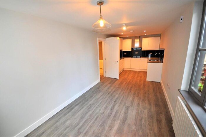 1 Bedroom Apartment To Rent In The Old School House, George Street, Hemel Hempstead, HP2