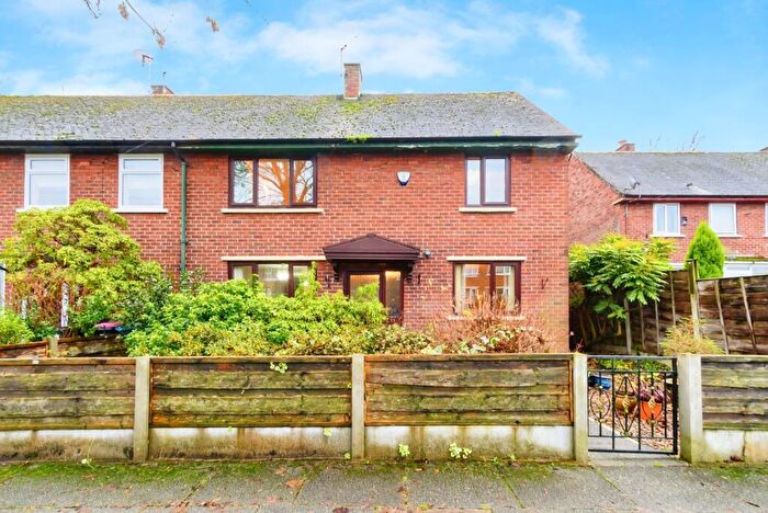 3 Bedroom End Of Terrace House For Sale In Meadowgate Road, Salford, Lancashire, M6