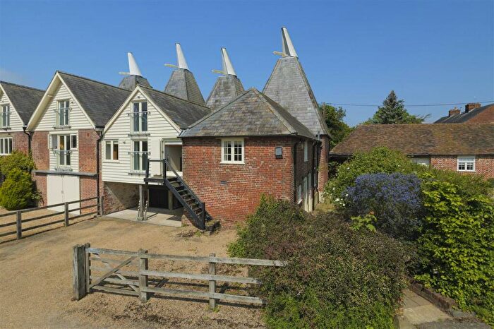 4 Bedroom Semi-Detached House For Sale In Mulberry Oast, Soles Hill Road, Shottenden, CT4