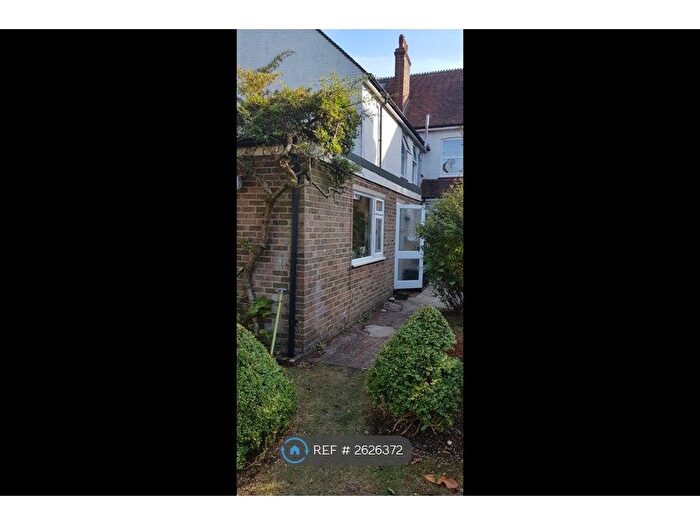 1 Bedroom Flat To Rent In Worthing, Worthing, BN14