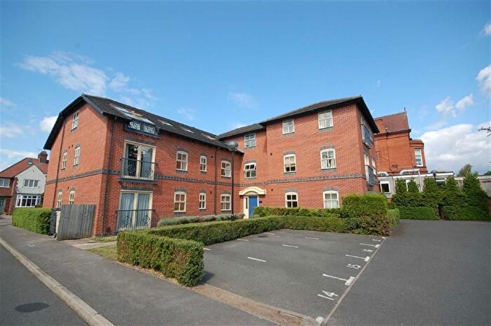 2 Bedroom Property To Rent In Holly Lodge, Nottingham, NG2