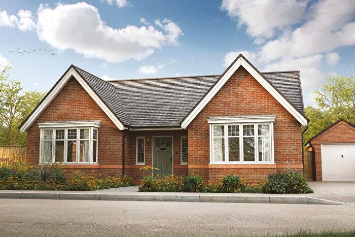 3 Bedroom Bungalow For Sale In Cooks Lane, Southbourne, PO10