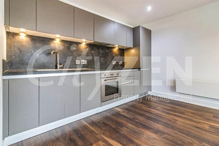 1 Bedroom Flat For Sale In Ordsall Lane, Salford, M5