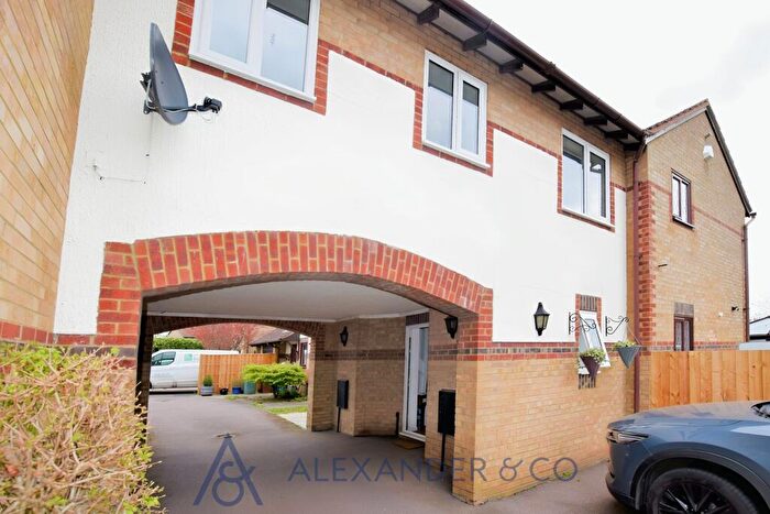 1 Bedroom Apartment To Rent In Cypress Gardens, Bicester, OX26