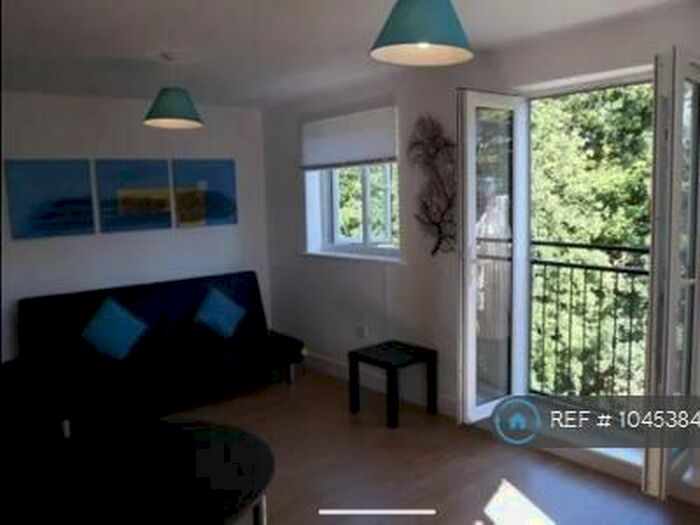 1 Bedroom Flat To Rent In High Street, Beckenham, BR3