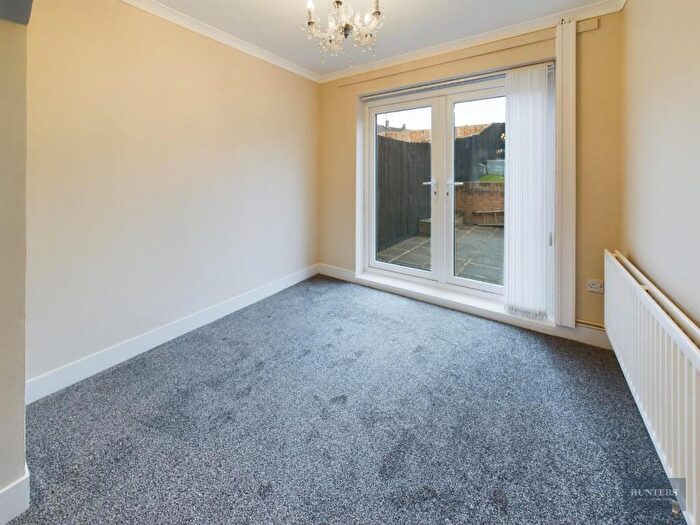 2 Bedroom House To Rent In Cotswold Square, Sunderland, SR5