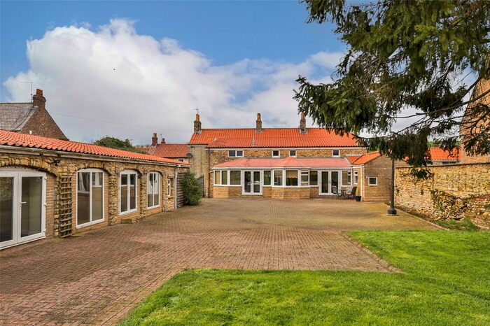 5 Bedroom Detached House For Sale In Burgate, North Newbald, YO43