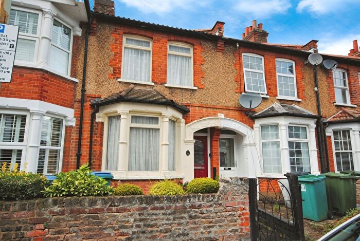 3 Bedroom Terraced House For Sale In Belgrave Avenue, Watford, WD18