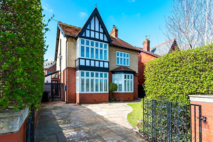 4 Bedroom Detached House For Sale In Blackpool Road, Lytham St Anne’s, FY8