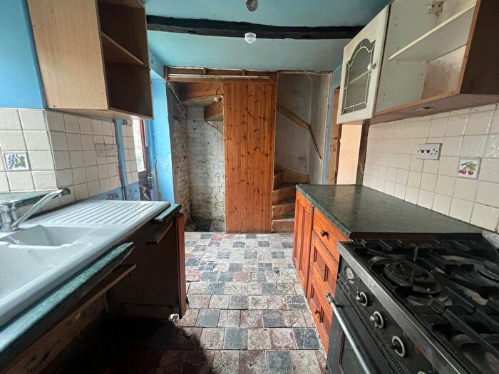 2 Bedroom End Of Terrace House For Sale In Portway, Warminster, BA12